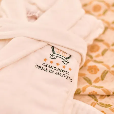 Готель Grand Terme Di Augusto